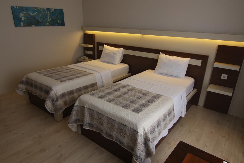 Royal Bilgic Hotel Kirklareli Ngoại thất bức ảnh