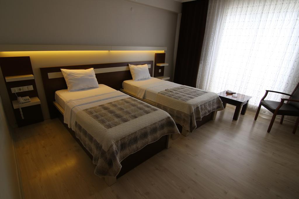 Royal Bilgic Hotel Kirklareli Ngoại thất bức ảnh